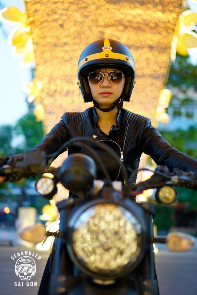 Ngắm nữ biker Sài Gòn cực cá tính bên Ducati Scrambler Full Throttle ảnh 7