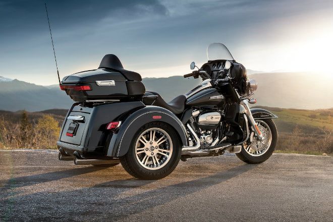 Harley Davidson Tri Glide Ultra: quái vật làng môtô 3 bánh 172