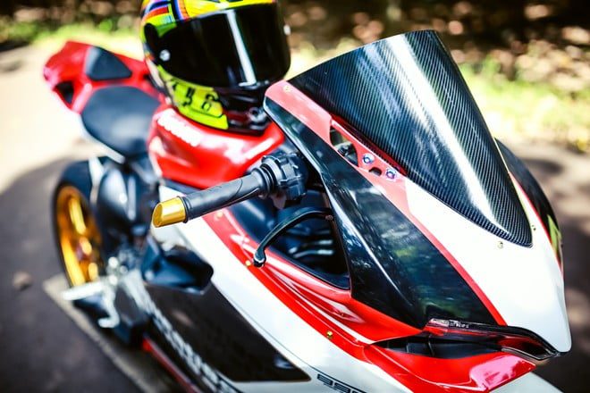 Ducati 899 độ mâm mạ vàng siêu đắt của dân chơi