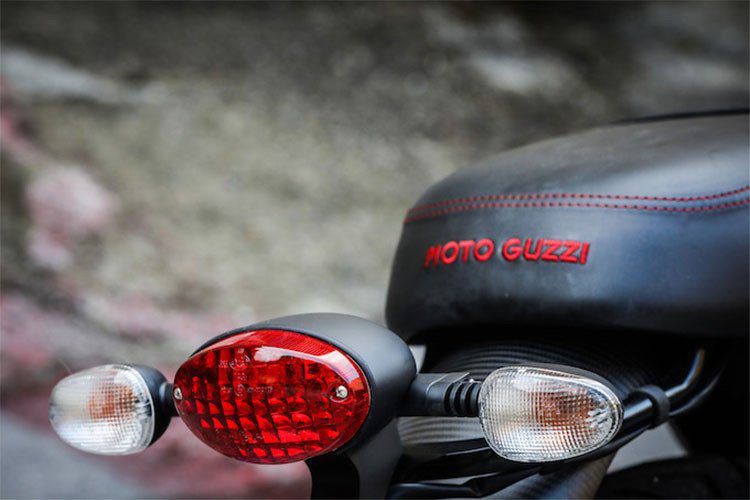 Cận cảnh Moto Guzzi V7 III Carbon 2018 giá 425 triệu đồng tại Châu Á 136