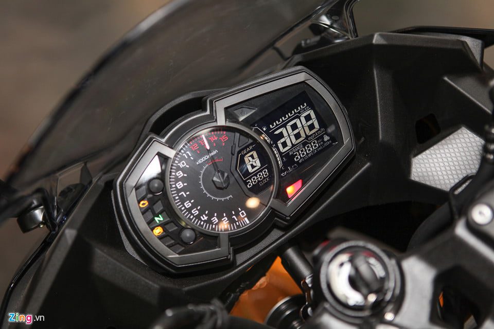 Kawasaki Ninja 400 ABS 2018 chính thức bán ra thị trường, cạnh tranh cùng Yamaha R3 136