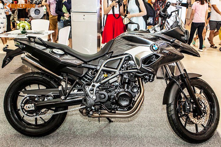 Xe môtô phân khối lớn của BMW đồng loạt giảm giá nhằm cạnh tranh với Honda 138