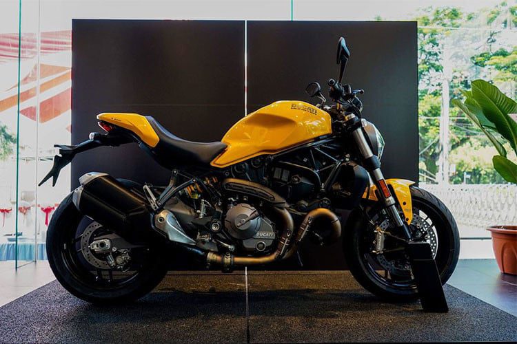 Ducati Monster 821 2018 mới giá 400 triệu đồng đã về Sài Gòn 124