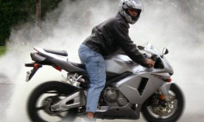 Đoán bệnh xe máy qua màu khói